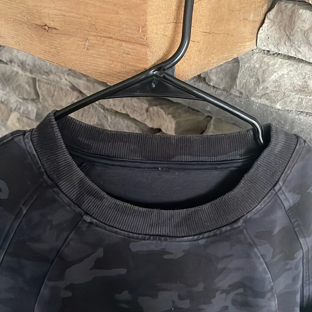 Lululemon Camo Scuba Crew - Size 10 - Picture 6 of 10